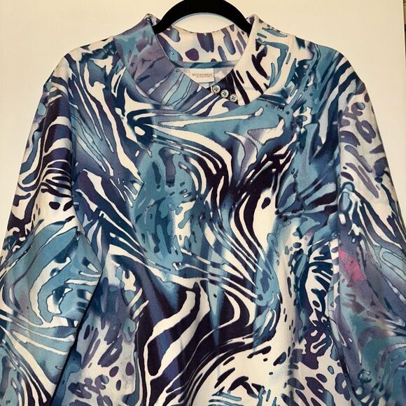 Chicos Weekends XL (3) Baby Fleece Tulip Hem LS Shirt White Blue Purple NWT - Picture 3 of 10